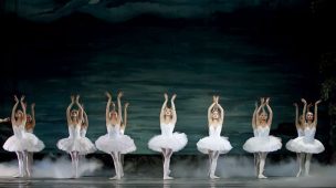 Pés de Bailarina: 9 dicas incríveis para manter seus pés bem cuidados -  Evidence Ballet - Loja Virtual